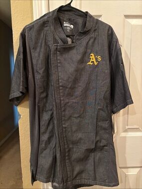 NWT Oakland A's Dark Gray Short-Sleeve Chef-Style Shirt